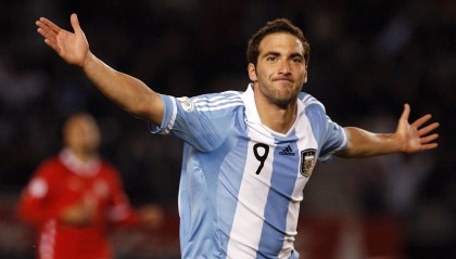 开云体育平台-日本骑手大和田智子在2024年巴黎奥运会上与“雷霆”马匹携手夺铜，创历史佳绩。